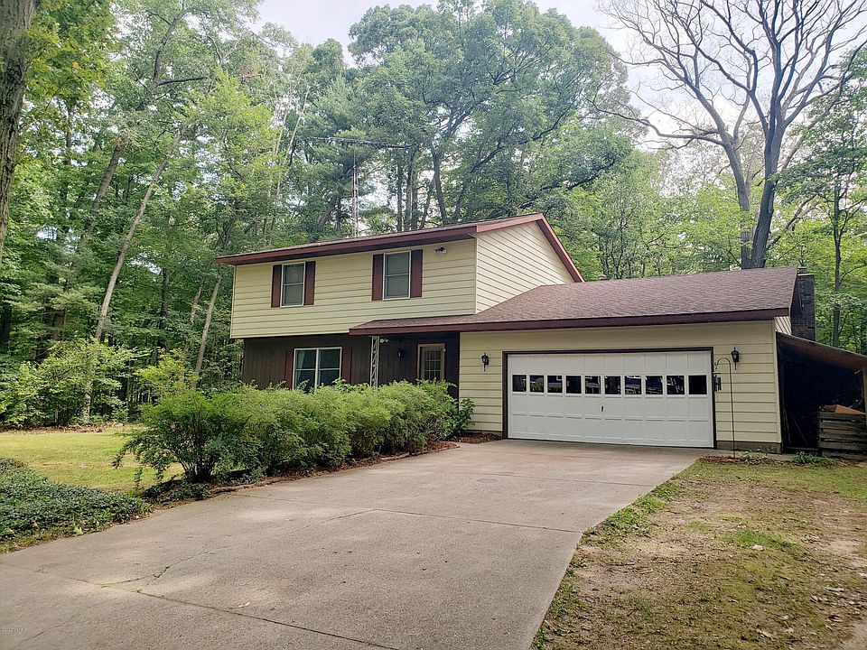 1st image of 8756 Westwood Ln