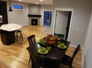 2446 Superior Ln NW, Rochester, MN 55901