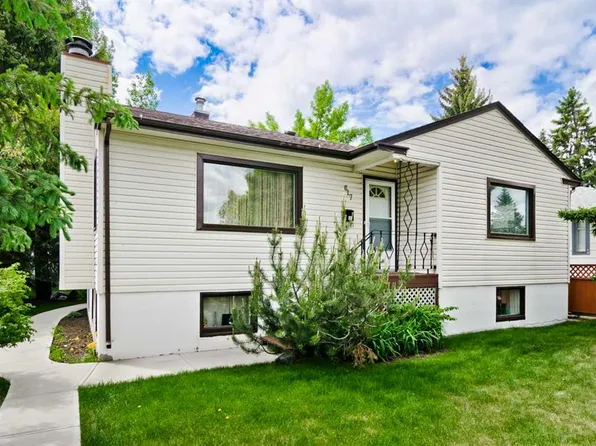 617 N 17th Ave NE, Calgary, AB T2E 1M4