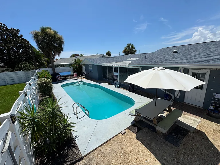 1 Holly Cir — Photo 2