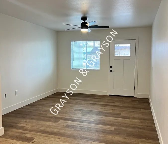 410 W Hadley St — Photo 3