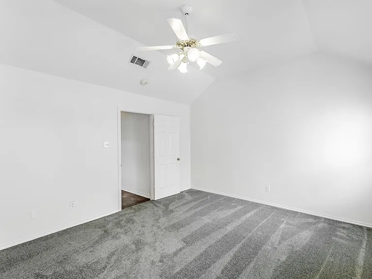 9229 Meandering Dr — Photo 26