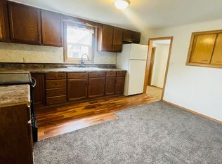 118 2nd St, Ipswich, SD 57451