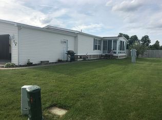 216 Golden Pond Est, Akron, NY 14001