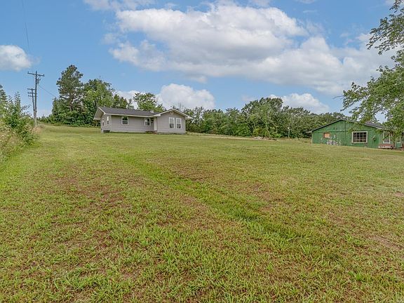 4th image of 632 Highway 62/412 W