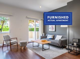 1204 McClellan Dr #ID177, Los Angeles, CA 90025