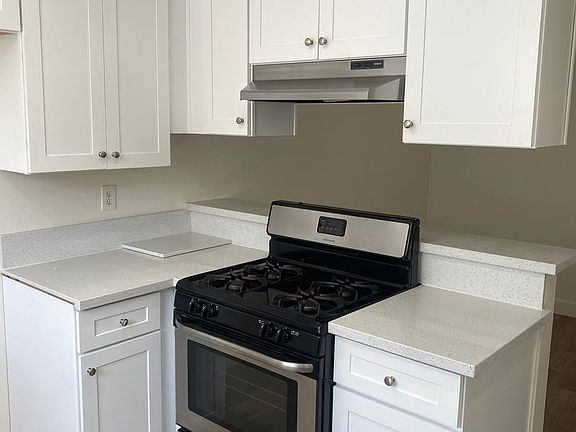 4th image of 15642 Pasadena Ave #6