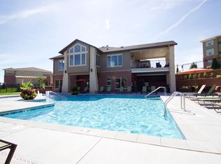 6705 Giles Rd #306, Papillion, NE 68133