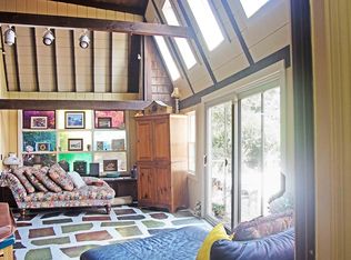 36 Edgewood Rd, Southborough, MA 01772