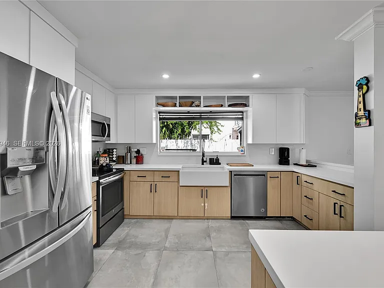 21150 NE 3rd Ave — Photo 15