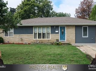 403 Walnut St, Wamego, KS 66547