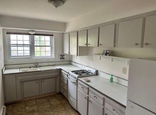 30 S Henry St #2A, Pearl River, NY 10965