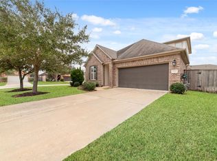 1902 Emerald Breeze Ct, Houston, TX 77089