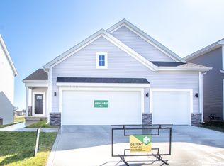 2229 Chan Dr, Adel, IA 50003