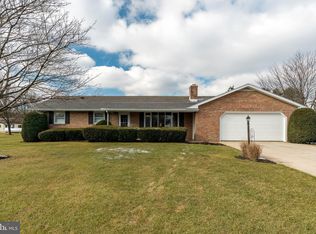 1231 Hilltop Rd, Myerstown, PA 17067