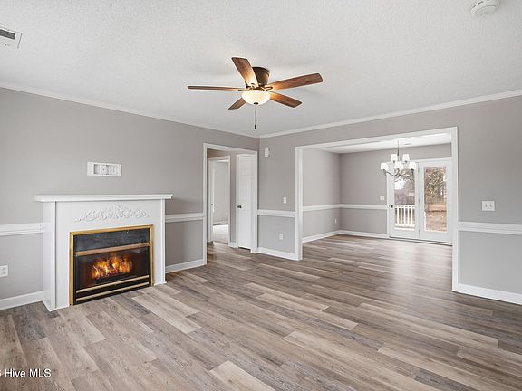 4th image of 1000 Crosswinds Drive