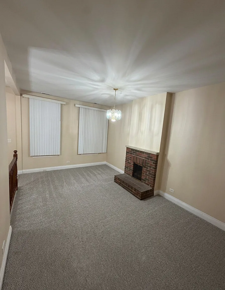 2 bed, 1000 sqft, $2,250 — Photo 2