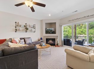 464 Cedar Heights Dr UNIT 2B, Camdenton, MO 65020