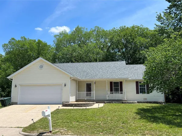 204 Greentree Rd, Rolla, MO 65401
