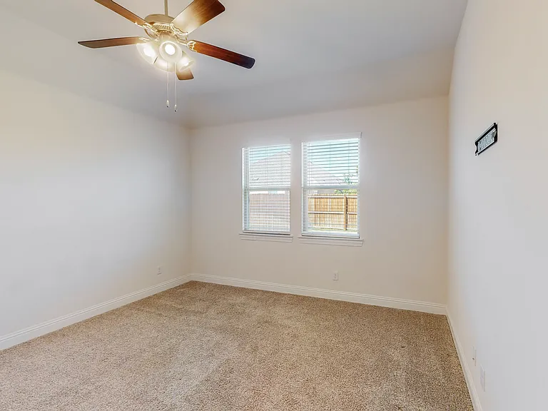 11029 Klondike Ln — Photo 18