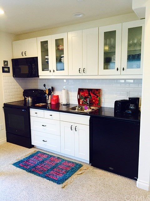 2nd image of 112 Avenida Barcelona