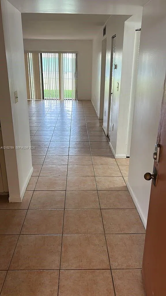 West Fontaine Condo — Photo 4