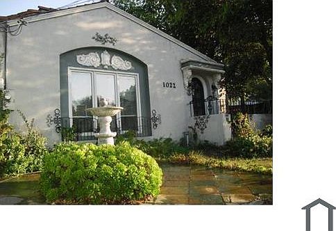 2nd image of 1022 W Taylor St