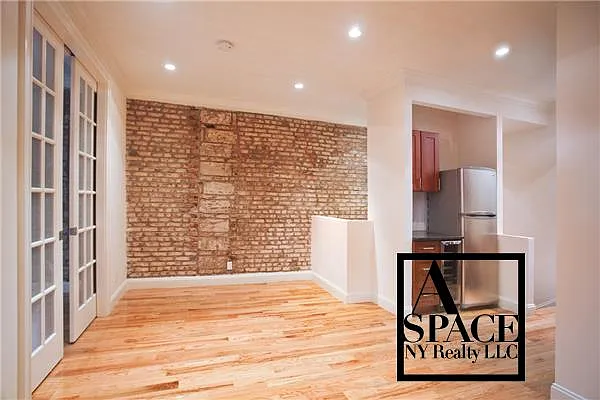 Rented by A Space Realty NY LLC | media 6