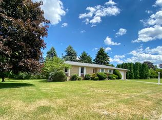 6 Crestmere Ter, Jenkins Township, PA 18640