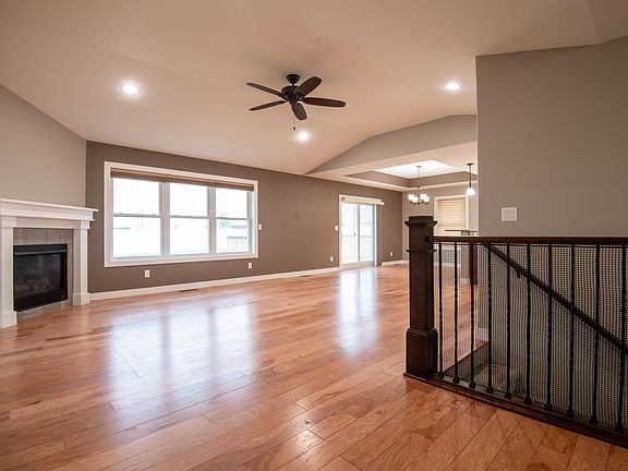 4th image of 2619 Millstone Dr