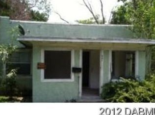 547 Park Dr, Daytona Beach, FL 32114