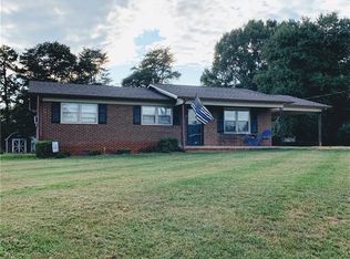 235 Shumaker Dr, Statesville, NC 28625