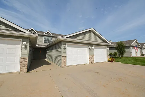 1821 Daniel Ln Photo 1