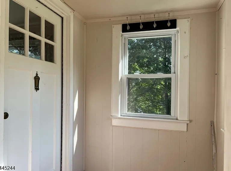 16 Mattison Ave — Photo 4