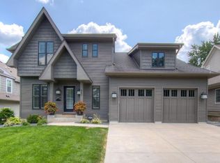 3705 Fuller St, Edina, MN 55410