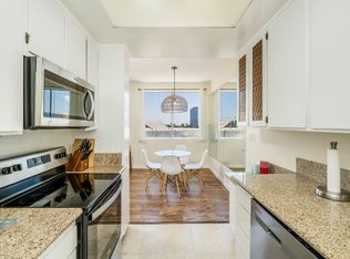 1377 S Beverly Glen, Los Angeles, CA 90024