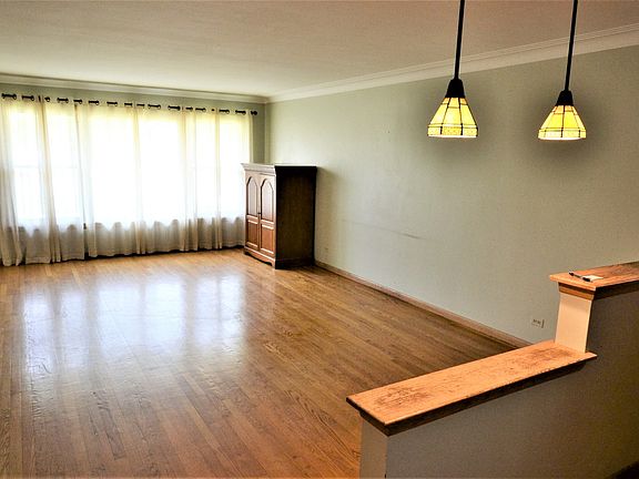 5th image of 9619 S Homan Ave