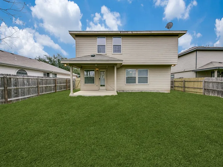 331 Lucille — Photo 13