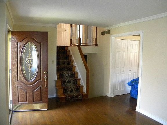 4th image of 4624 Susy Ln