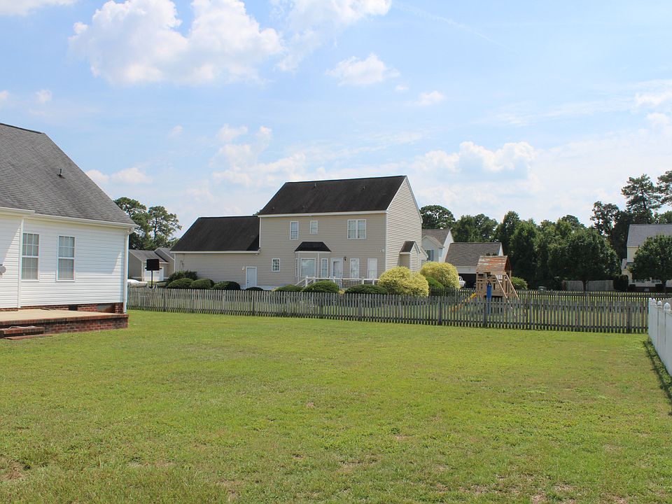 1st image of 107 Myrna Dr