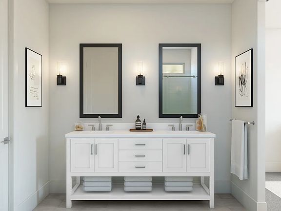 Primary bath with freestanding vanity