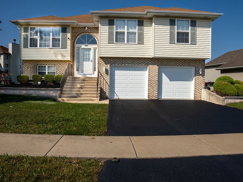 1st image of 905 Mary Byrne Dr