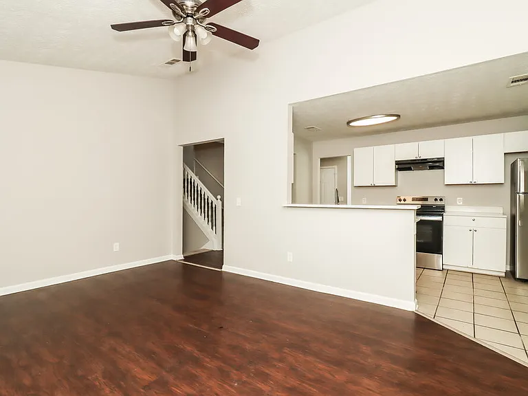 1799 Killarney Dr SW — Photo 7
