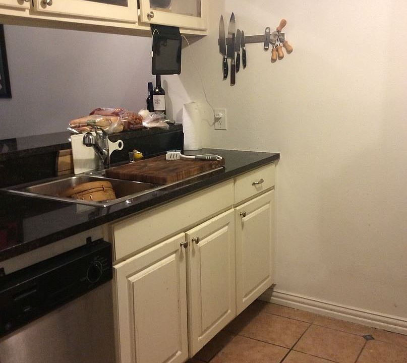 1st image of 1510 W 6th St #3-C