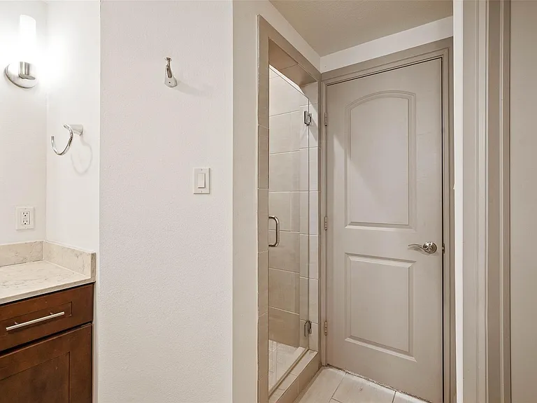 3126 Ross Ave #5 — Photo 13