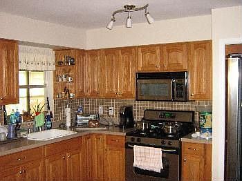 2nd image of 801 Sprucewood Ln