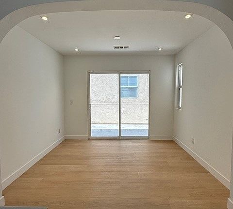 5th image of 1405 Estepona Ct