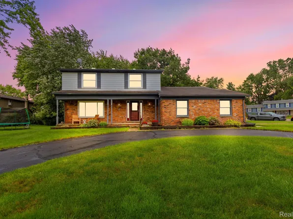 19160 Eldridge Ln, Southfield, MI 48076