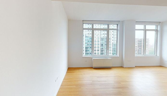1st image of 795 Columbus Ave APT 10L