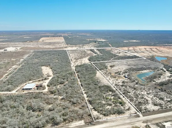 28.47 Cr 339, Jourdanton, TX 78026
